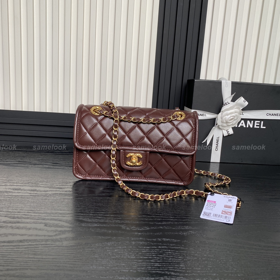 샤넬 플랩백